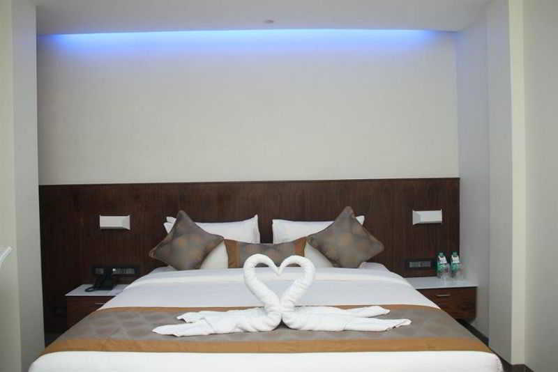 Hotel Celestiial , Candolim Exterior foto